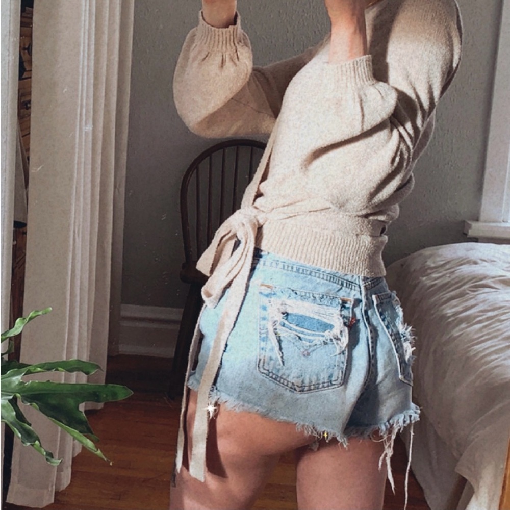 Vi rage Levi’s 512 shorts
